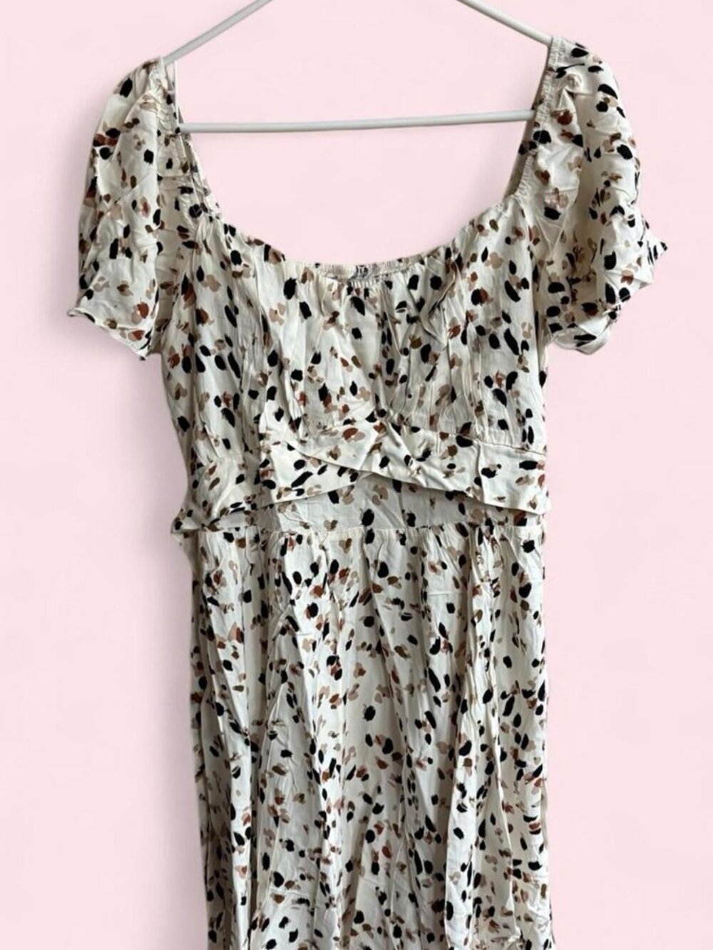 abstract dot _polkadot